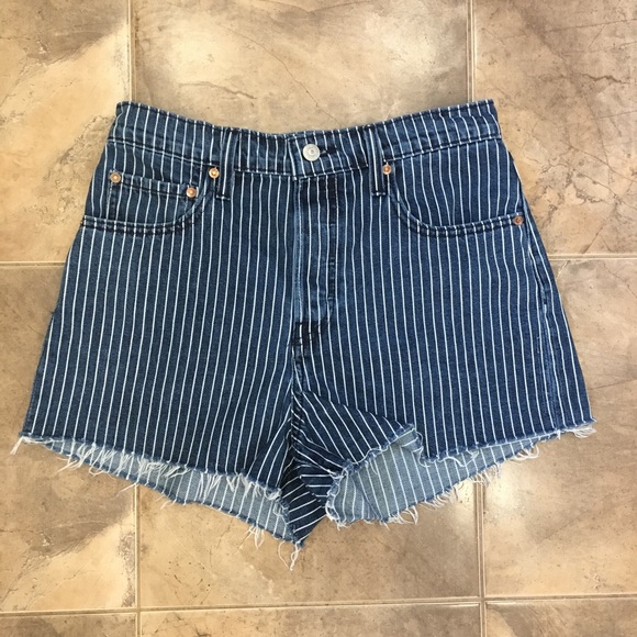 Levi’s x Stranger Things Ribcage Striped shorts 30 - Picture 3 of 7
